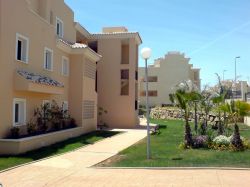 Apartment on Golf Course Doña Julia