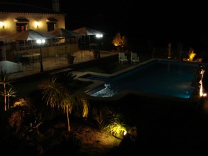 Villa Canta Ranas pool at night