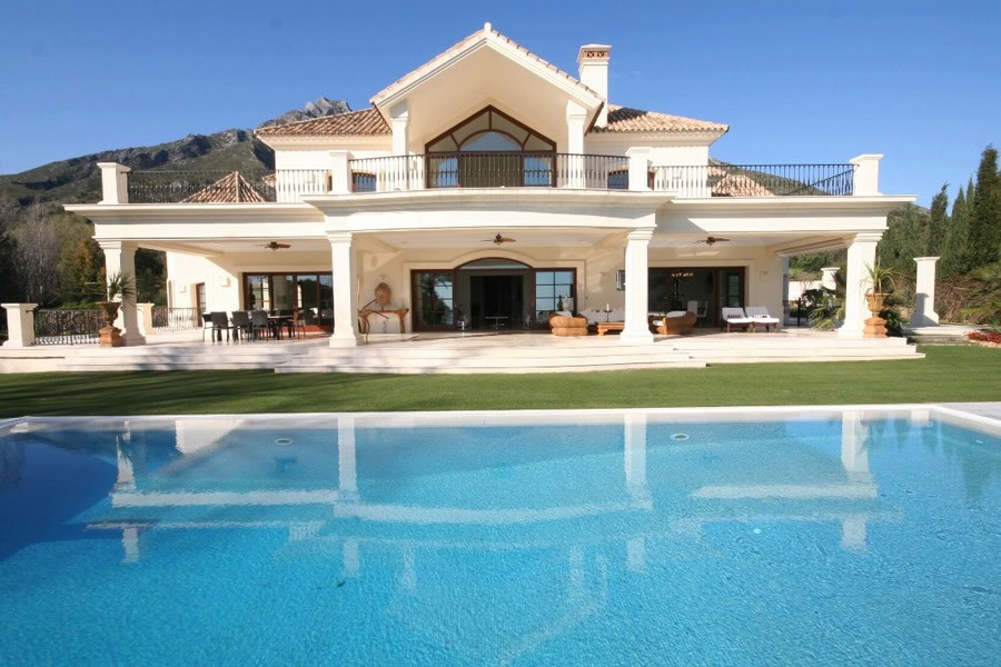 Buying a property in Sierra Blanca, Marbella